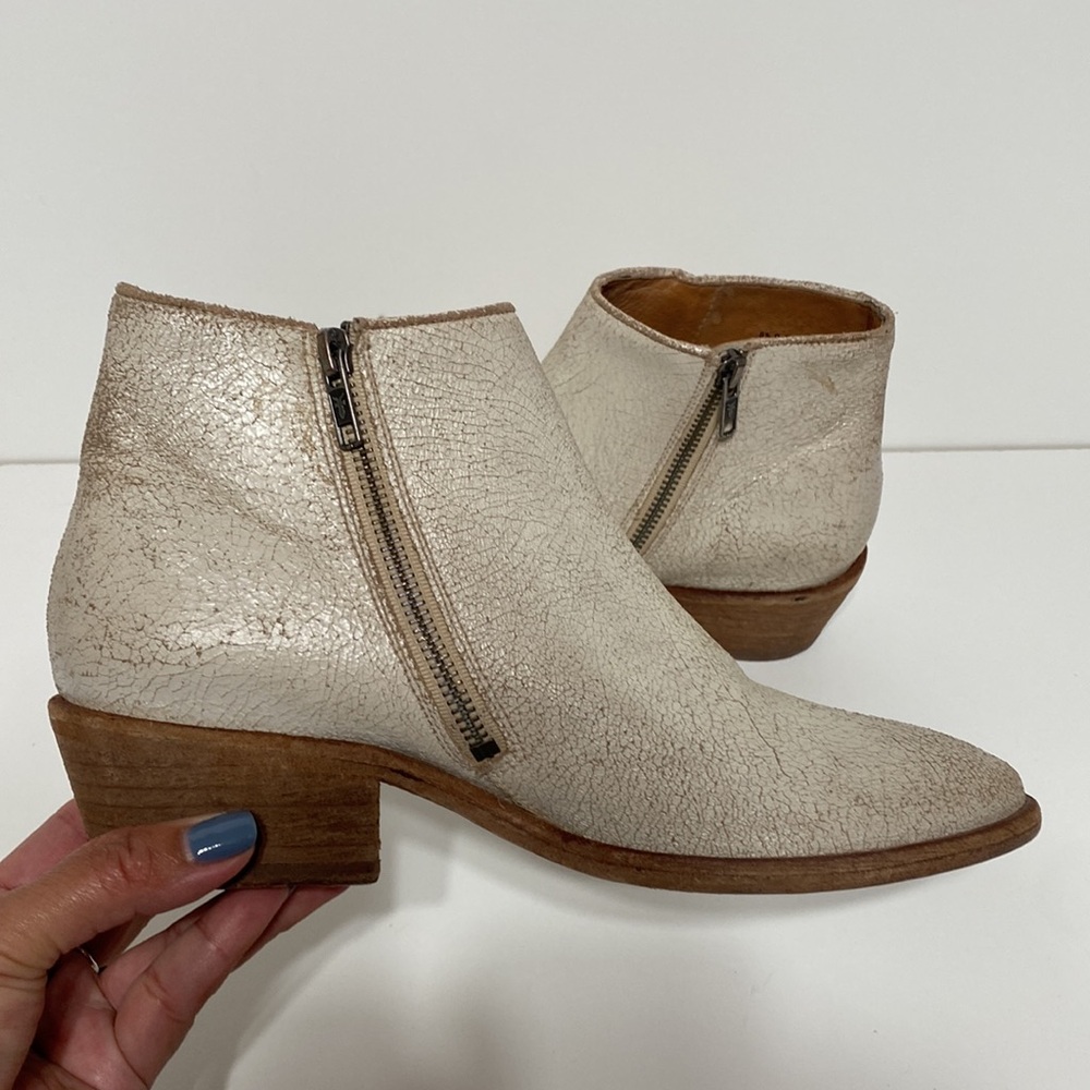 Frye Carson Piping Booties Off White Cream Distressed Color - Picture 9 of 17